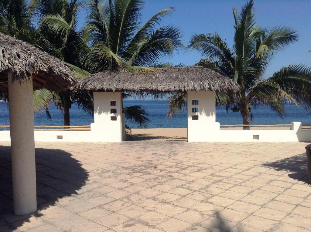 Coral Pacifico Hotel Y Villas Manzanillo Exterior photo