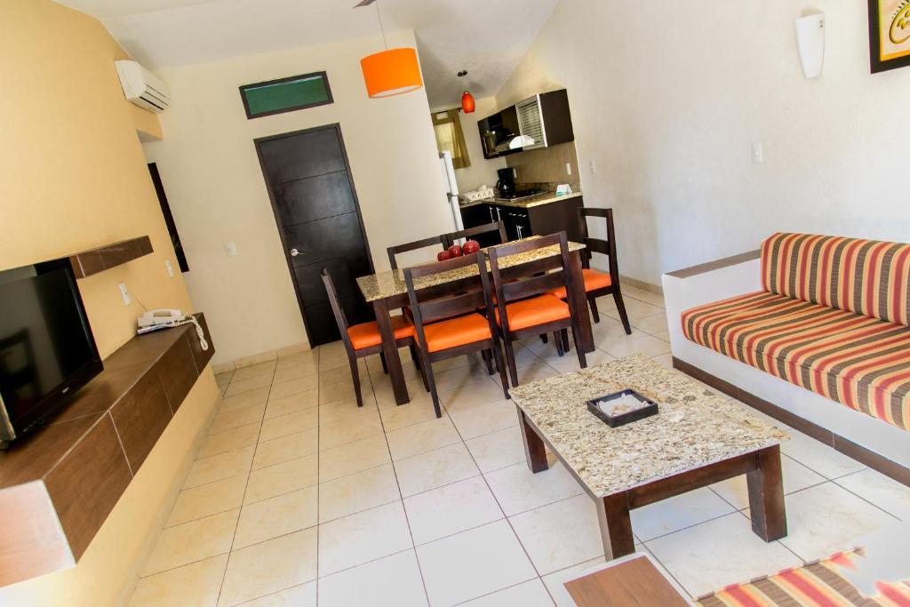 Coral Pacifico Hotel Y Villas Manzanillo Room photo